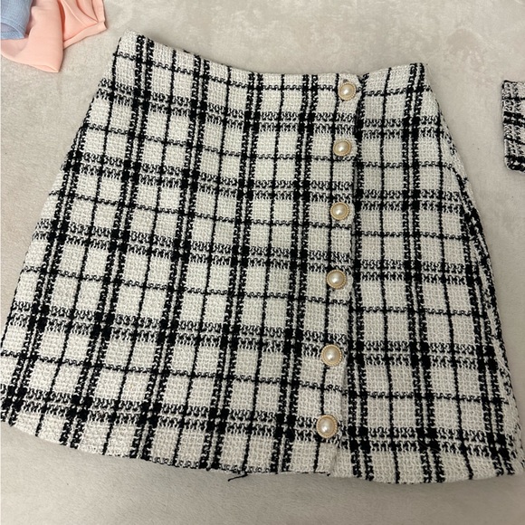 2 piece skirt blazer set size Medium - Picture 1 of 2